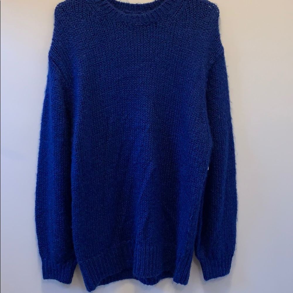 Free Press OS sweater. Size M /SOLD